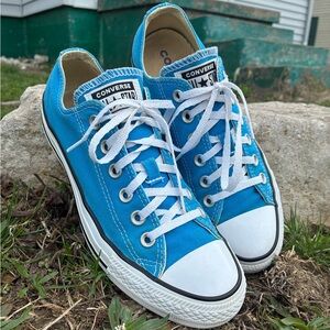 Converse All Star Blue Low Top Sneakers Women’s 8 Men’s 6 Unisex